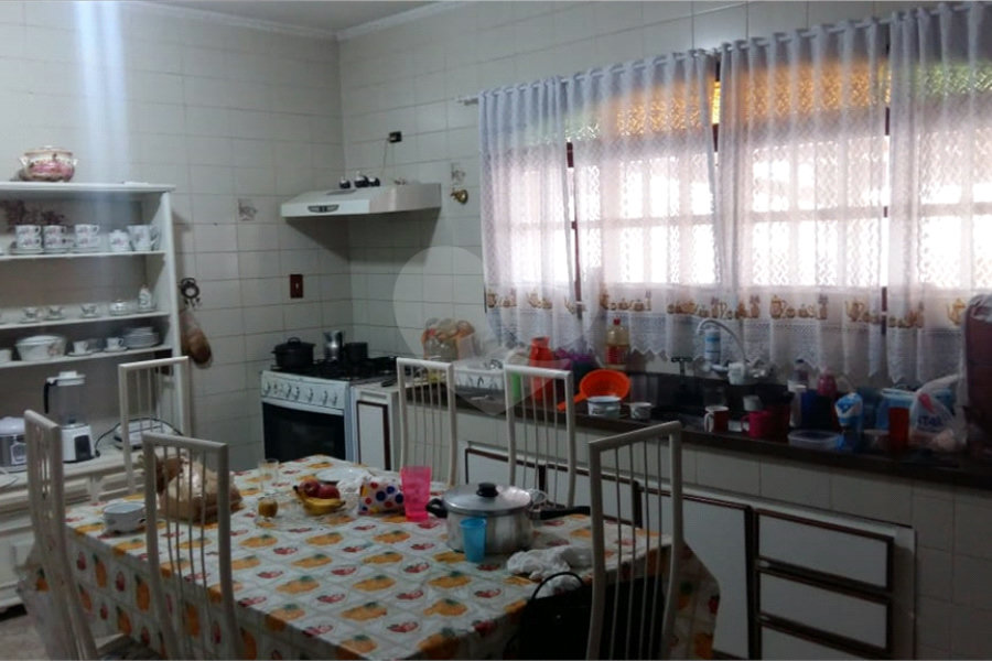 Sobrado à venda com 4 suítes em Tremembé, São Paulo, SP