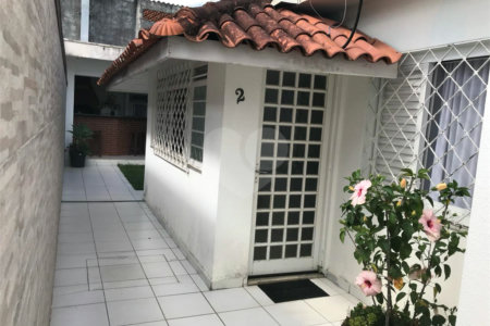 Casa à venda com 4 quartos, sendo 2 suítes,  em Jardim Armênia, Mogi das Cruzes, SP