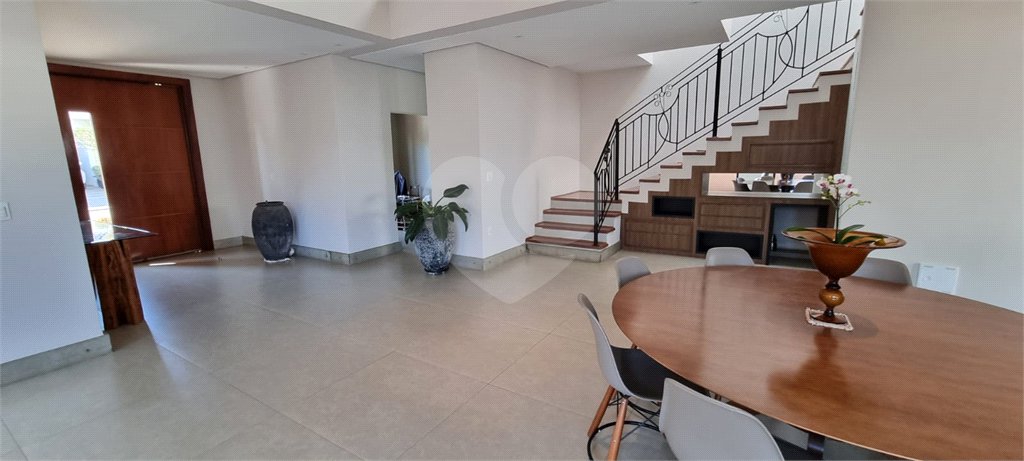 Casa à venda com 4 suítes no condomínio Aldeia da Mata, Votorantim - SP