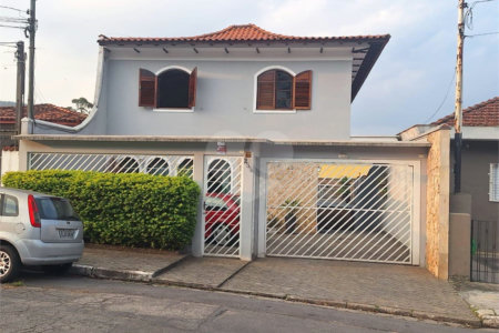 Sobrado à venda com 4 quartos, sendo 1 suíte, em Jardim Leonor Mendes de Barros, São Paulo, SP