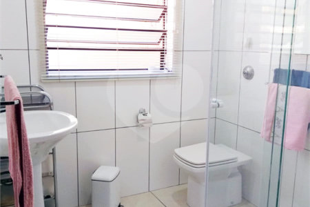 Casa Térrea à venda com 3 quartos, sendo 1 suíte, em Jardim Marisa, São Paulo, SP