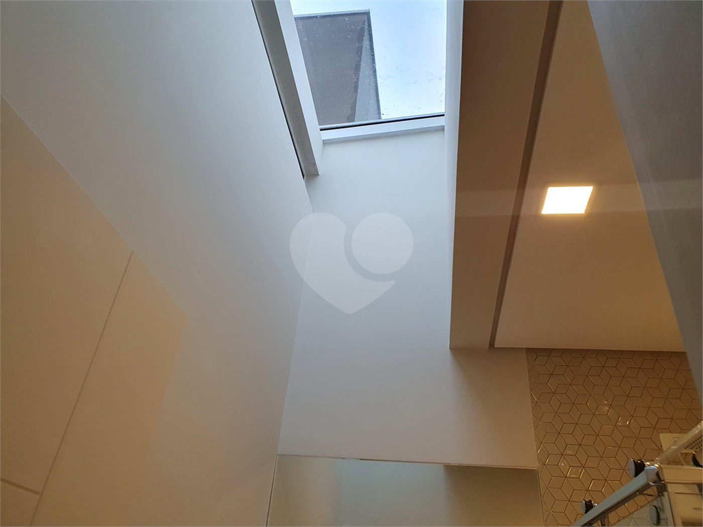 Casa à venda com 4 suítes no condomínio Residencial Jaguary, São José dos Campos - SP