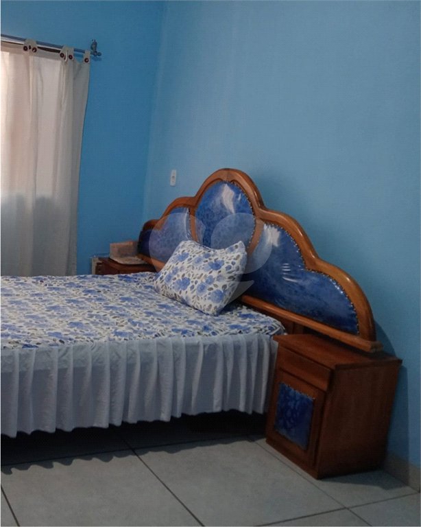 Casa à venda com 2 quartos em Jardim Vitoria, Ponta Porã, MS