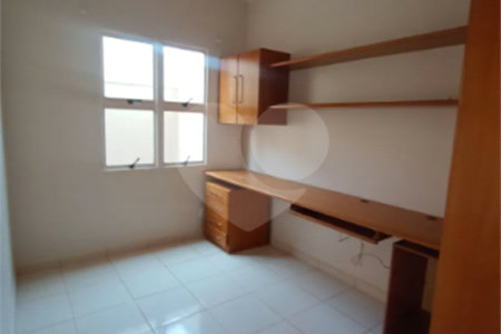 Casa à venda com 4 quartos, sendo 1 suíte, no condomínio Villa Real Ribeirao Preto, Ribeirão Preto - SP