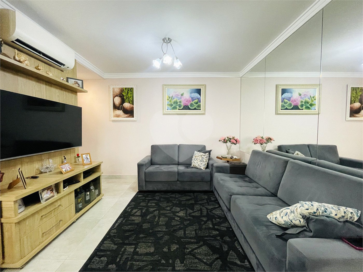 Apartamento à venda com 2 suítes em Vila Scarpelli, Santo André, SP