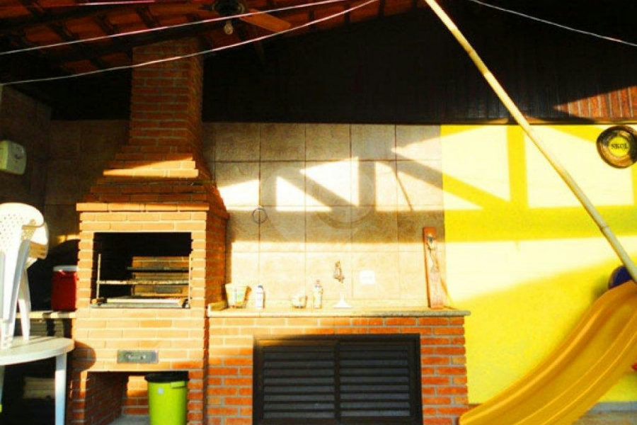 Casa Térrea à venda com 3 quartos, sendo 1 suíte, em Vila Galvão, Guarulhos, SP