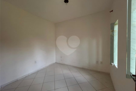 Casa à venda com 1 quarto, sendo 3 suítes,  em Outerio da Glória, Porto Seguro, BA