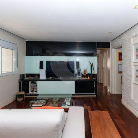 Apartamento para alugar com 3 quartos, sendo 1 suíte, em Água Branca, São Paulo, SP