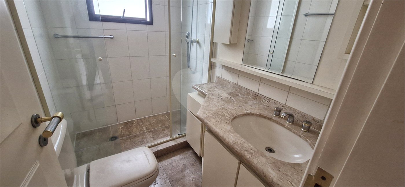 Apartamento à venda com 4 quartos, sendo 3 suítes, em Santa Cecília, São Paulo, SP