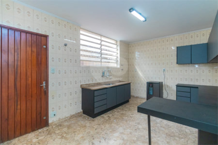 Sobrado à venda com 3 quartos, sendo 1 suíte, em Vila Mascote, São Paulo, SP
