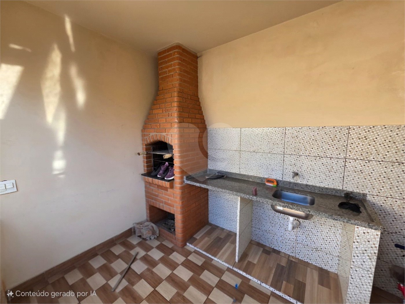 Casa 2 quartos Jardim Zavaglia
