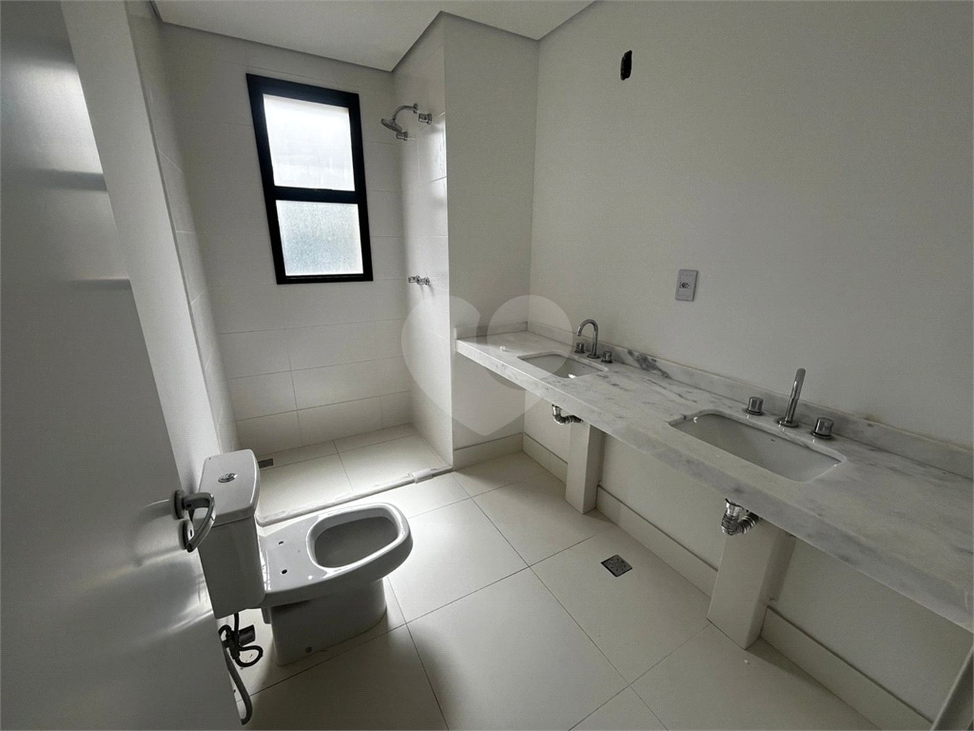Apartamento à venda com 3 suítes no Centro, Itapetininga, SP