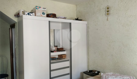 Sobrado à venda com 3 quartos em Chora Menino, São Paulo, SP