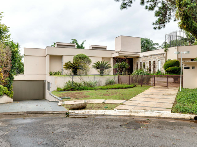 Casa de Vila à venda com 4 suítes em Chácara Flora, São Paulo, SP