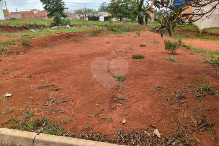 Terreno à venda em Portal dos Pinheiros Ii, Itapetininga, SP