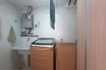 Apartamento à venda com 3 suítes em Jardim Marajoara, São Paulo, SP