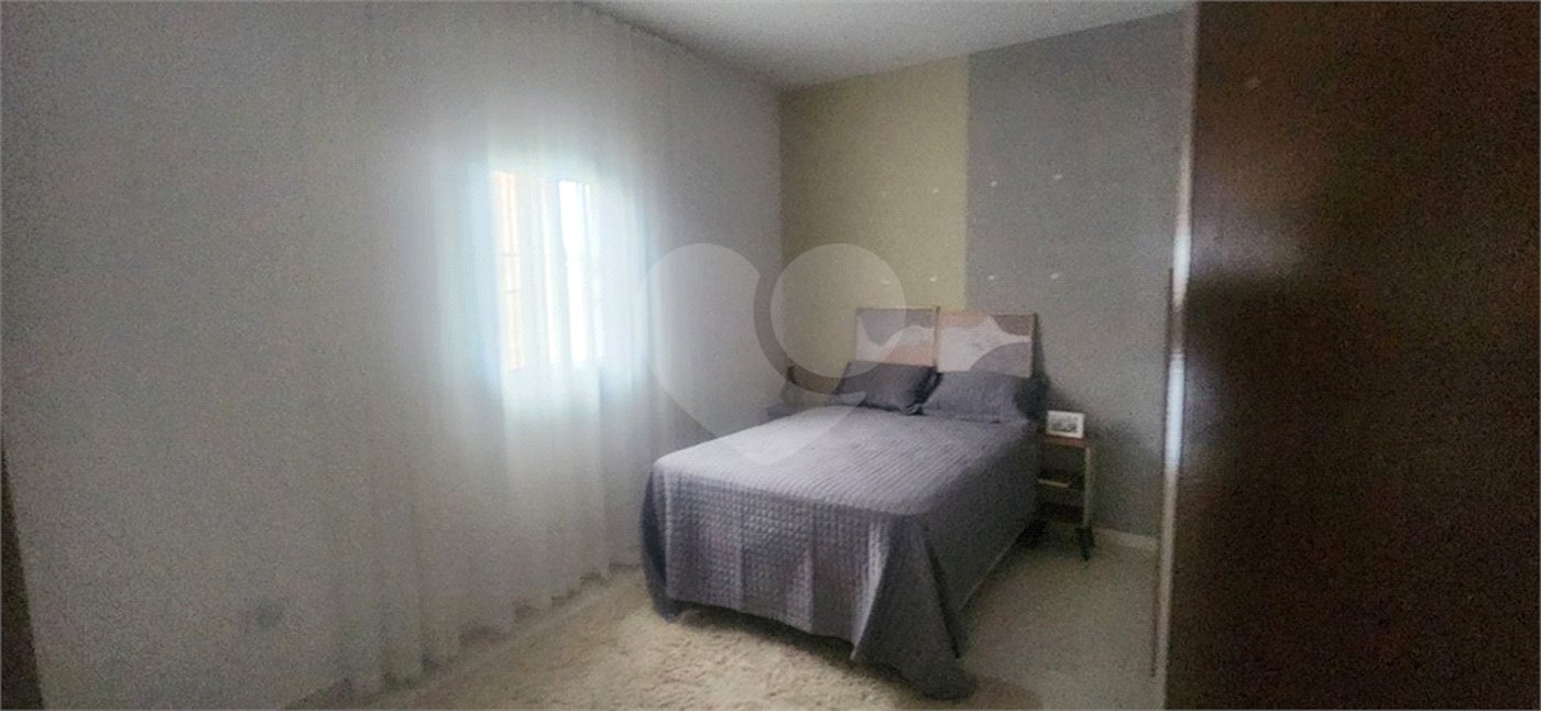 Casa à venda com 2 quartos no condomínio Uirapuru, Bom Jesus dos Perdões - SP