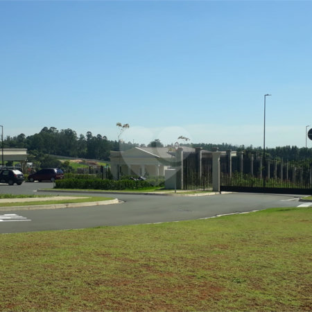 Casa à venda no condomínio Villa dos Pinheiros, Indaiatuba - SP