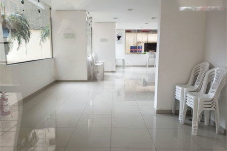 Apartamento à venda com 3 quartos, sendo 1 suíte, em Santo Amaro, São Paulo, SP