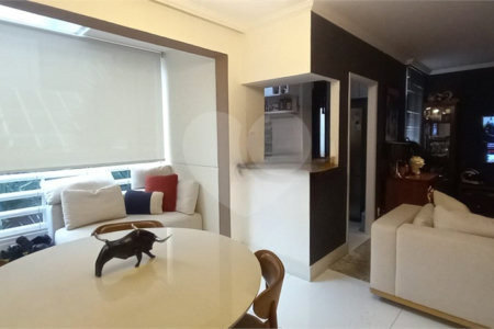 Duplex à venda com 2 suítes em Indianópolis, São Paulo, SP