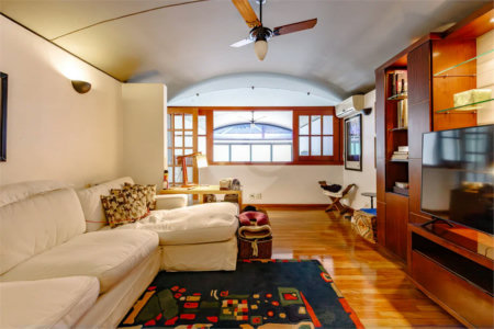 Casa à venda com 4 quartos, sendo 2 suítes, em Jardim Everest, São Paulo, SP