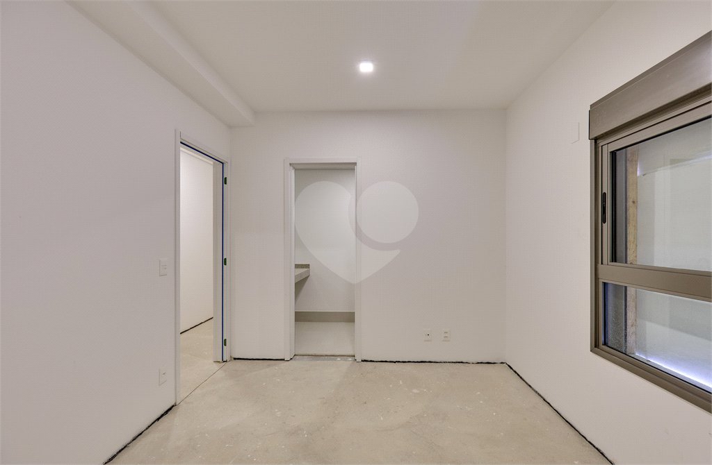 Apartamento à venda com 4 suítes em Campo Belo, São Paulo, SP