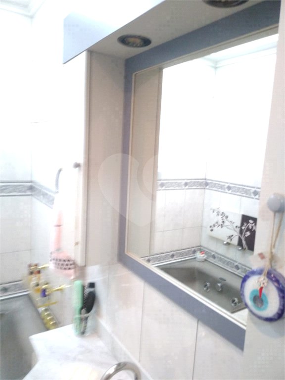 Casa à venda com 4 quartos, sendo 3 suítes, no condomínio Da Serra, São Paulo - SP