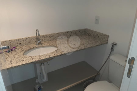 Cobertura à venda com 3 quartos, sendo 2 suítes,  em Tijuca, Rio de Janeiro, RJ