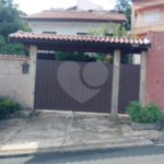 Casa à venda com 3 quartos em Colina dos Pinheiros, Valinhos, SP