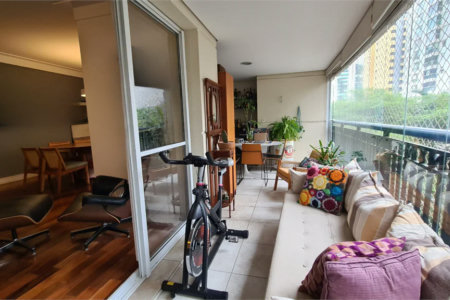 Apartamento à venda com 4 quartos, sendo 3 suítes, em Cidade Monções, São Paulo, SP