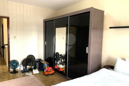 Sobrado à venda com 2 quartos em Vila Hamburguesa, São Paulo, SP