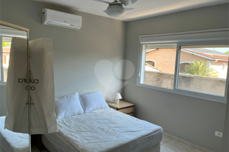 Casa à venda com 2 suítes no condomínio Recanto da Lagoinha, Ubatuba - SP