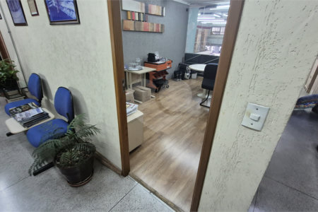 Prédio à venda em Pari, São Paulo, SP