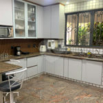 Casa à venda com 4 quartos, sendo 3 suítes, no condomínio Mirante da Barra, Rio de Janeiro - RJ