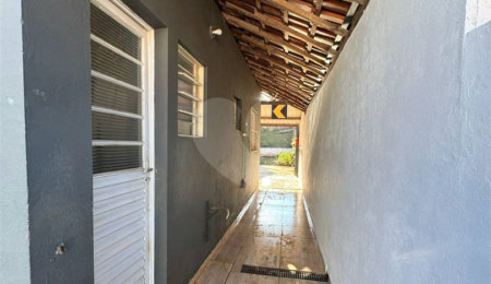Casa à venda com 2 quartos em Vila Mazzei, Itapetininga, SP