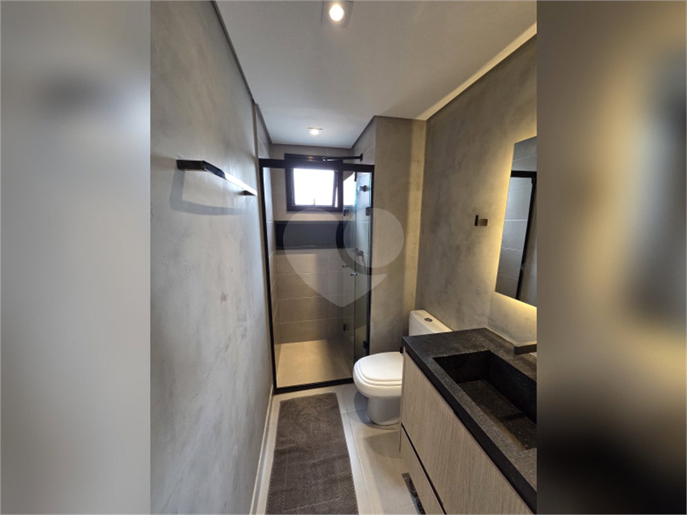 Apartamento à venda ou para alugar com 3 quartos, sendo 1 suíte,  em Vila Olímpia, São Paulo, SP