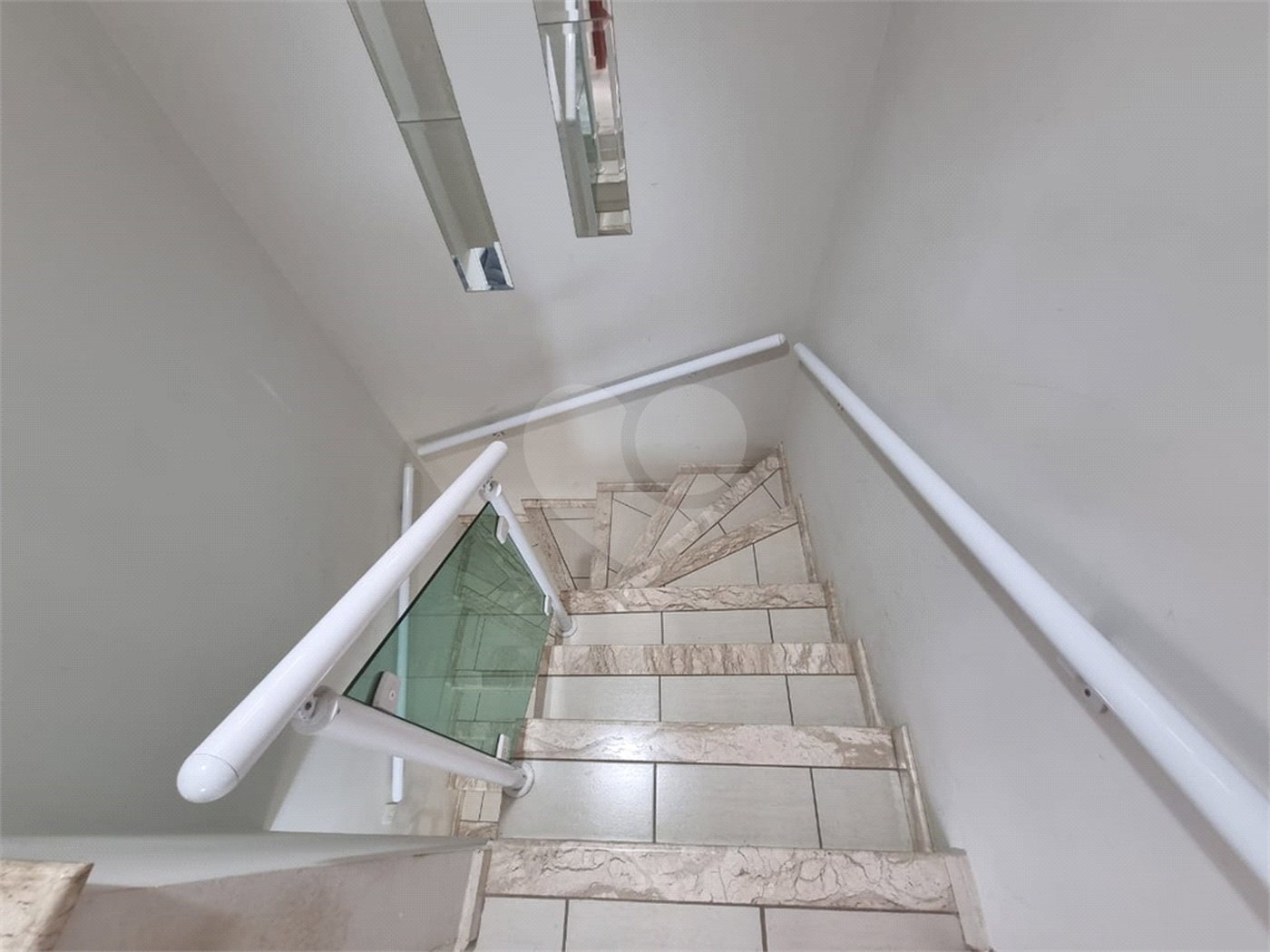 Casa à venda com 3 quartos, sendo 1 suíte,  no condomínio Bella Vista, Sorocaba - SP