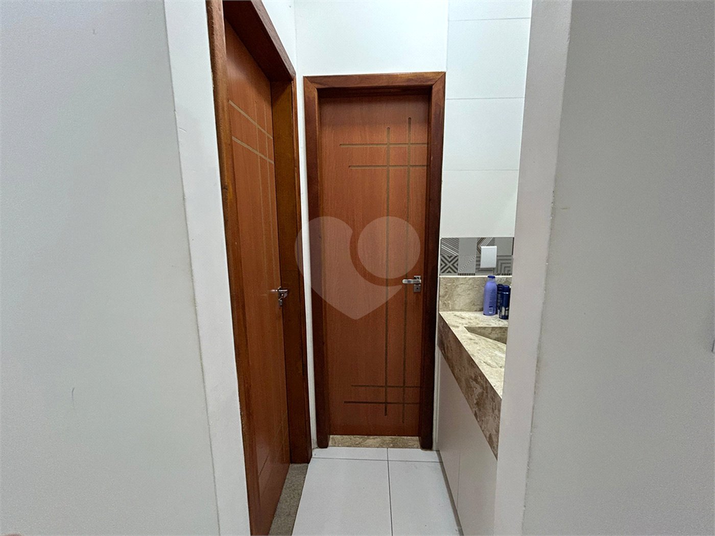 Casa à venda com 2 quartos, sendo 1 suíte, em Baianão, Porto Seguro, BA