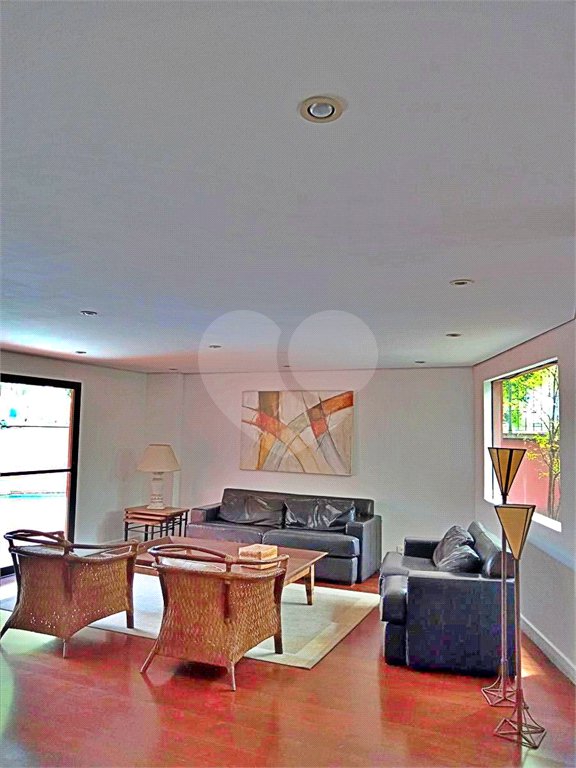 Apartamento à venda com 4 quartos, sendo 3 suítes, em Indianópolis, São Paulo, SP