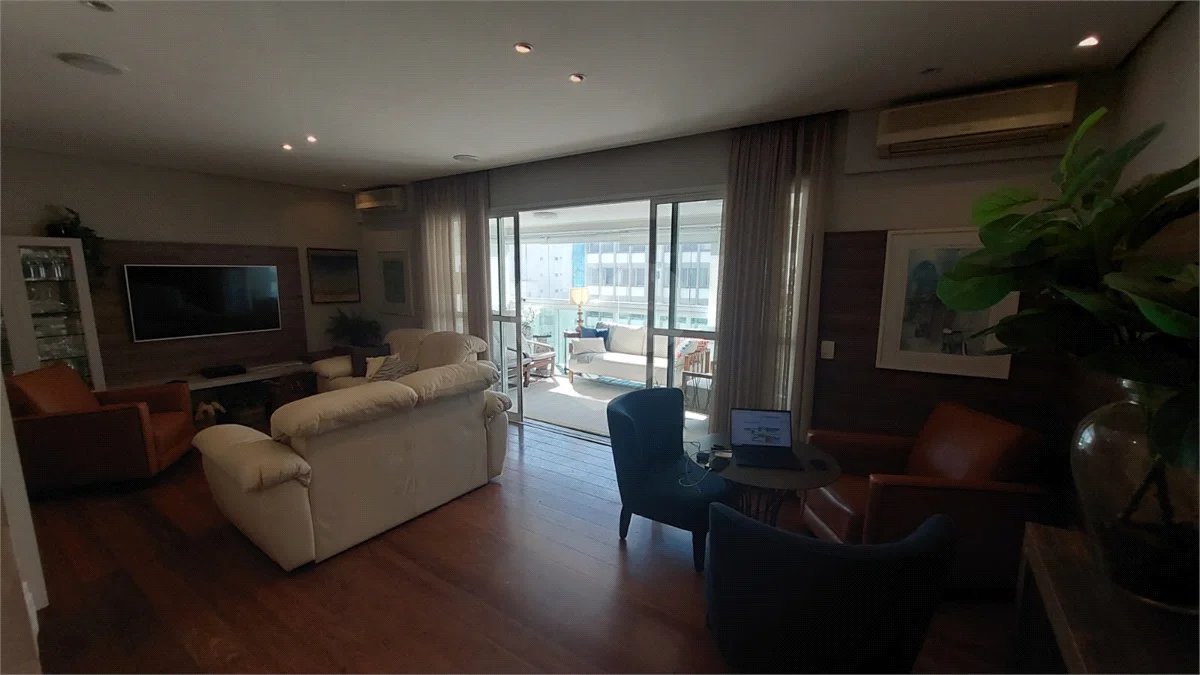 Apartamento de 3 quartos, mobiliado, para locação no Paraíso