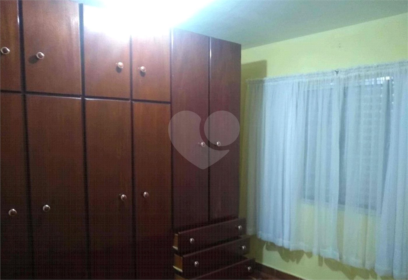 Sobrado à venda com 3 quartos no Brasilândia, São Paulo, SP