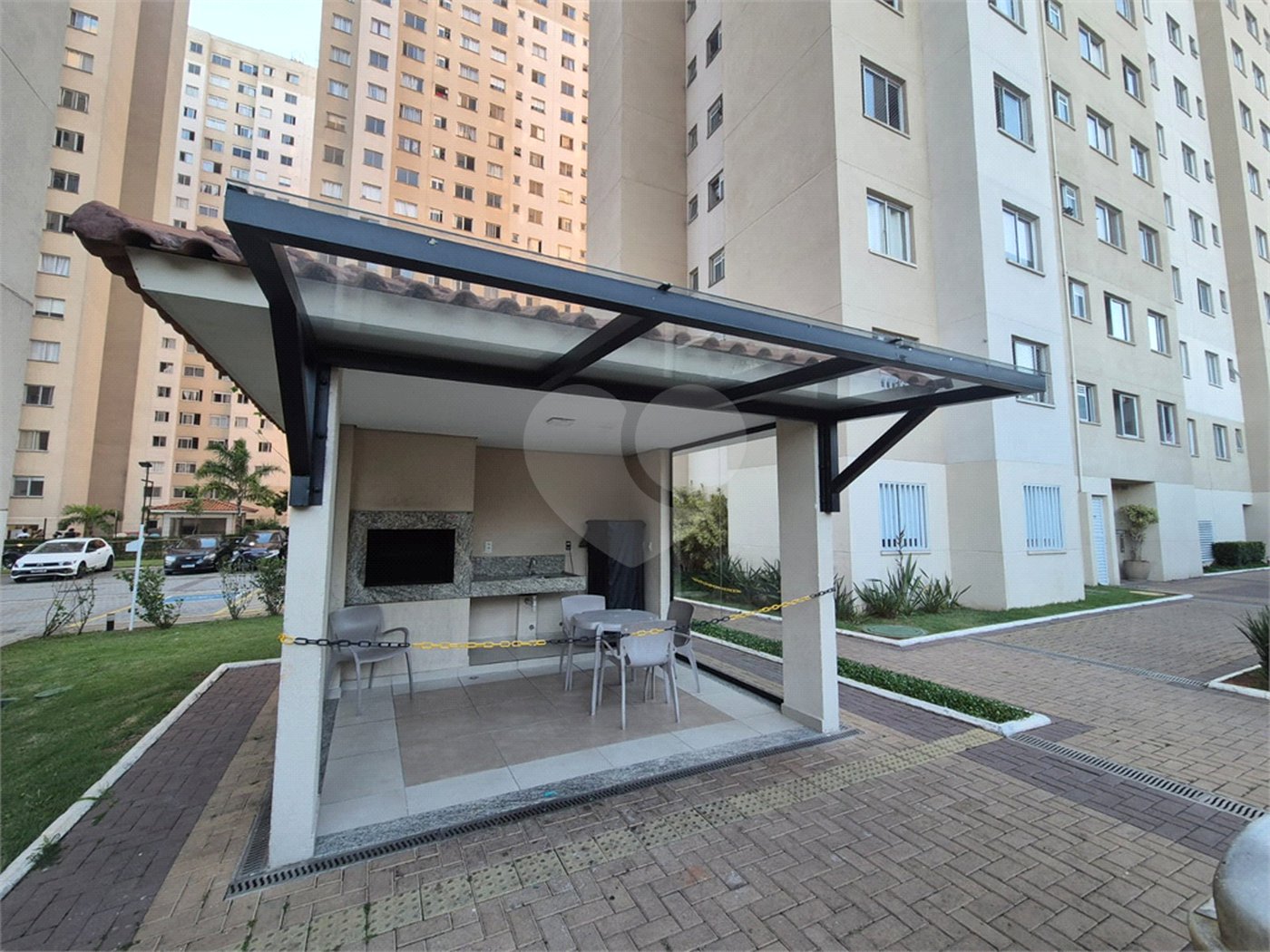 Apartamento à venda com 2 quartos em Campo Limpo, São Paulo, SP