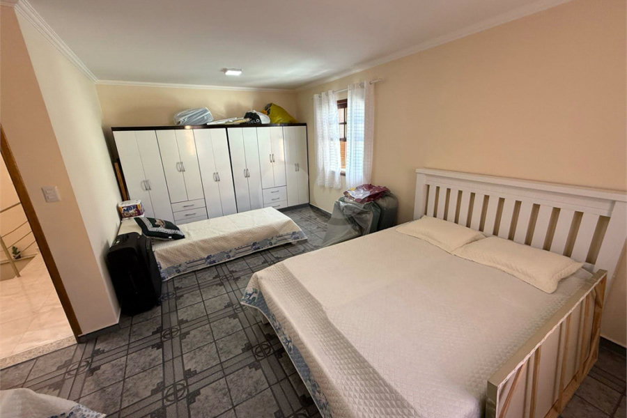 Casa à venda com 3 quartos, sendo 1 suíte, em Vila Rosalia, Guarulhos, SP