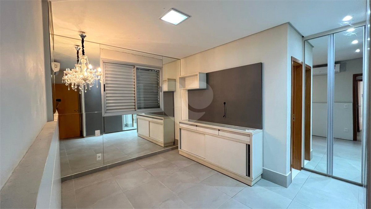 Apartamento à venda com 3 quartos, sendo 1 suíte, no Centro-norte, Cuiabá, MT