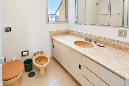 Apartamento à venda com 2 quartos, sendo 1 suíte, em Chácara Santo Antônio (zona Sul), São Paulo, SP