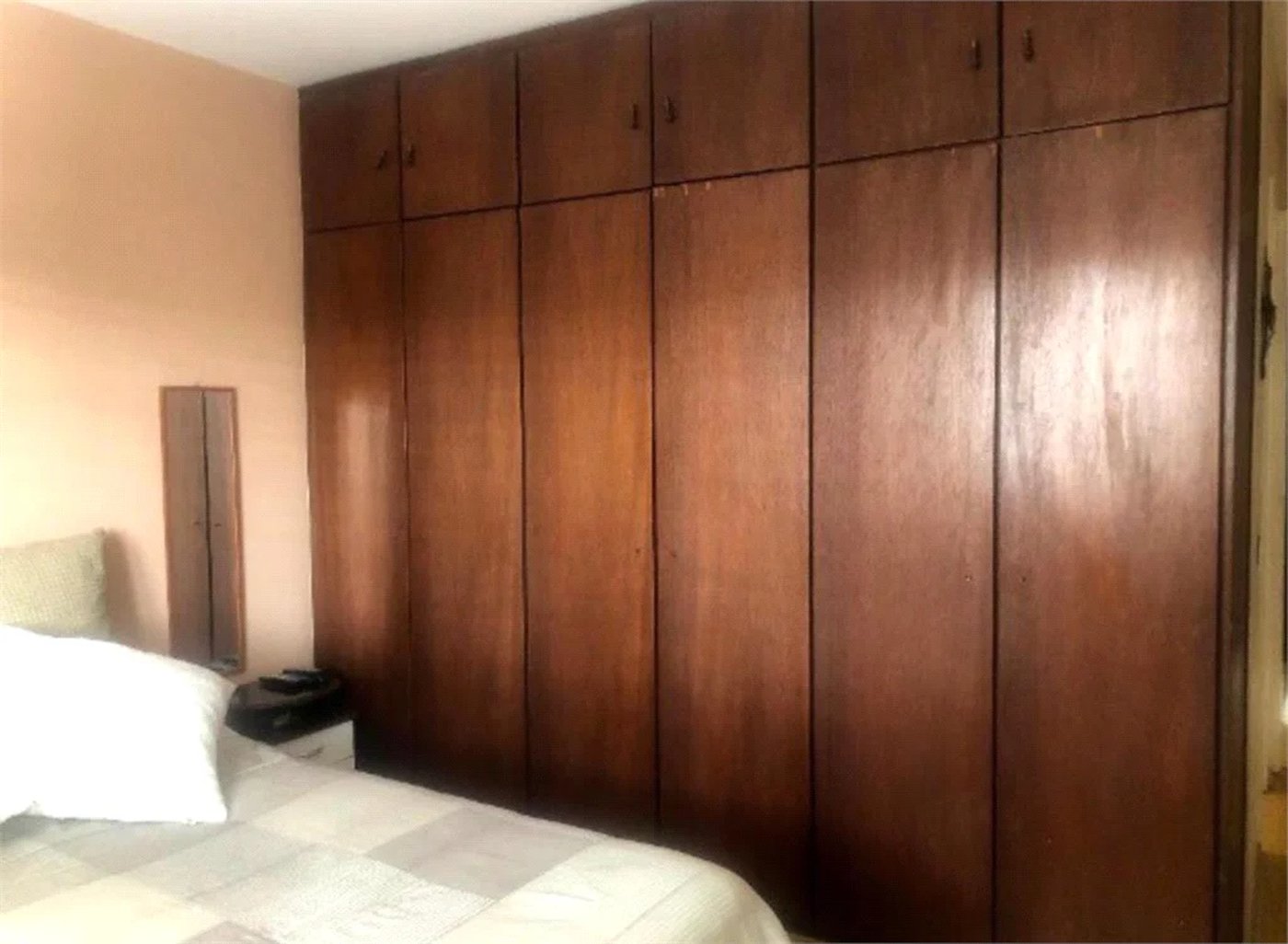 Sobrado à venda com 4 quartos, sendo 2 suítes, em Jardim Campo Limpo, São Paulo, SP