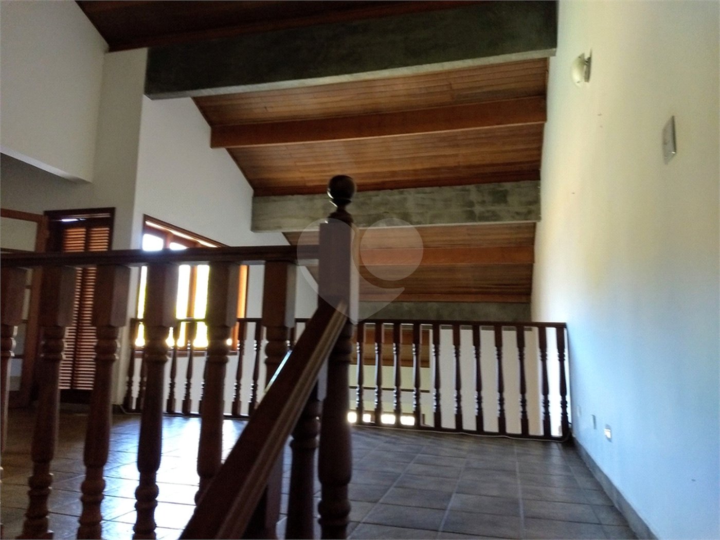Sobrado à venda com 5 quartos, sendo 1 suíte, em Vila Esperia Ou Giglio, Atibaia, SP