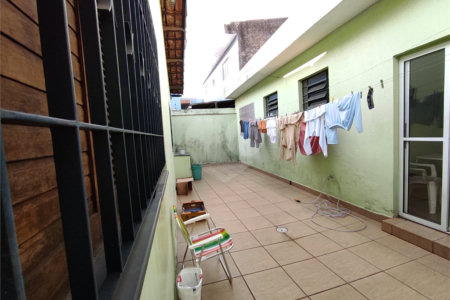 Casa à venda com 3 quartos, sendo 1 suíte, no Centro, Poá, SP