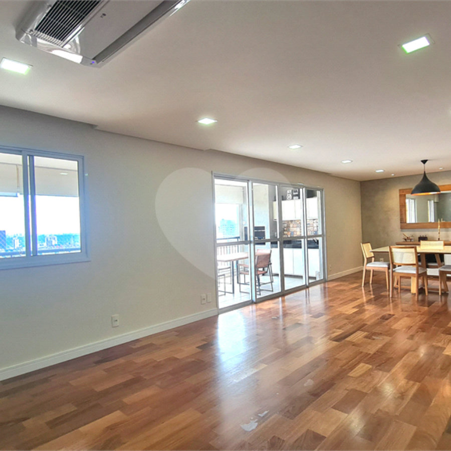 Apartamento à venda ou para alugar com 3 quartos, sendo 2 suítes, em Pinheiros, São Paulo, SP