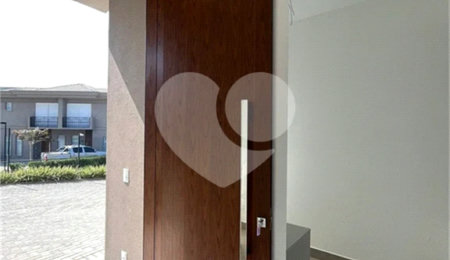 Casa à venda com 3 suítes no condomínio Quinta das Parreiras, Valinhos - SP